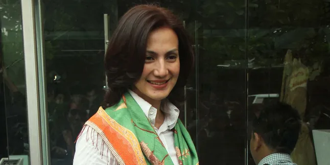 Dunia Entertainment Bukan Profesi Pilihan Wanda Hamidah