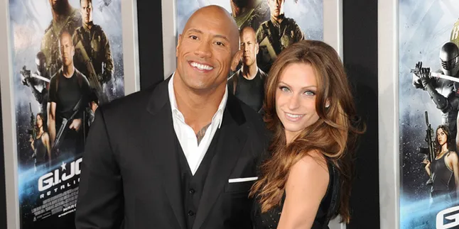 Dwayne Johnson Sewa Satu Restoran Penuh Demi Sarapan Bareng Lauren Hashian