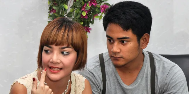 Dwi Andhika Tegang Ketemu Irma Dharmawangsa Lagi Dwi Andhika Tegang Ketemu Irma Dharmawangsa Lagi