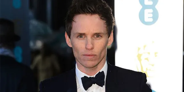 Eddie Redmayne Keracunan Makanan Saat Hadiri BAFTA Eddie Redmayne Keracunan Makanan Saat Hadiri BAFTA
