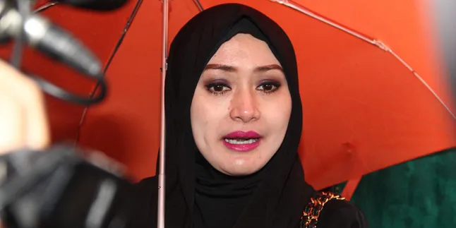 Edies Adelia Masih Akan Jalani Pemeriksaan Lanjutan Edies Adelia Masih Akan Jalani Pemeriksaan Lanjutan