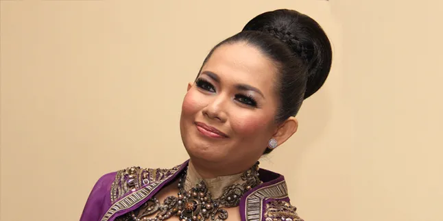 Eel Ritonga Tak Ada Hak Laporkan Dea Mirella Eel Ritonga Tak Ada Hak Laporkan Dea Mirella