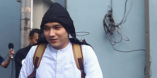 Egi John Digosipkan Bangkrut, Sang Ibunda Buka Suara