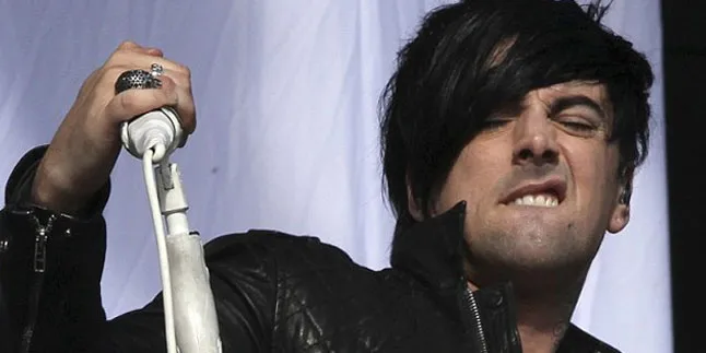 Eks-vokalis Lostprophets Dihukum 35 Tahun Penjara!