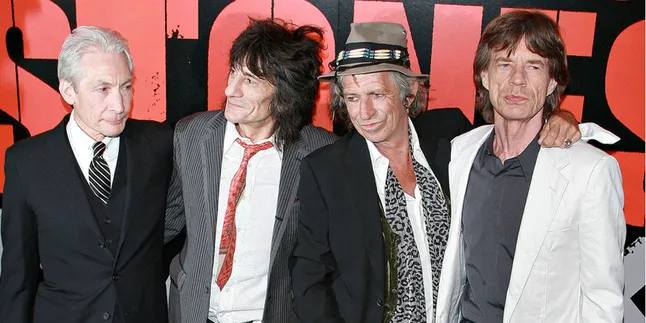 [Eksklusif] Fans Indonesia Borong Kaos The Rolling Stones!
