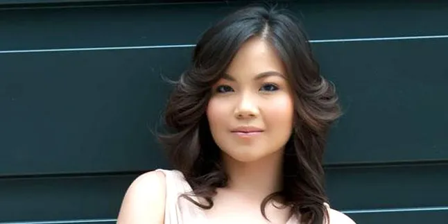 [Eksklusif] Sabrina Orial Akui Puja Mariah Carey