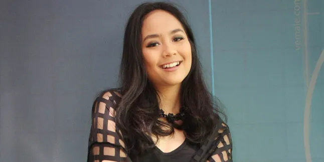 [Eksklusif] Sambil Kuliah di Inggris, Gita Gutawa Tulis 20 Lagu