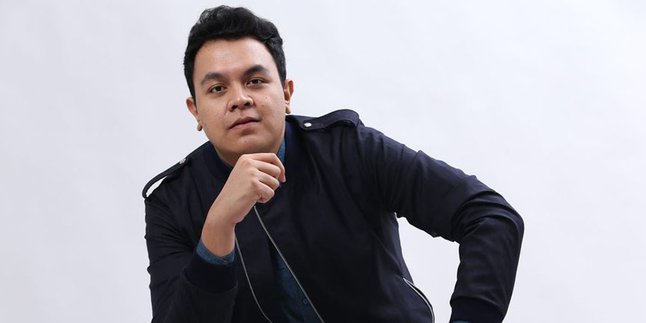 Ekspansi Pendengar, Alasan Tulus Rilis Lagu Pakai Bahasa Jepang