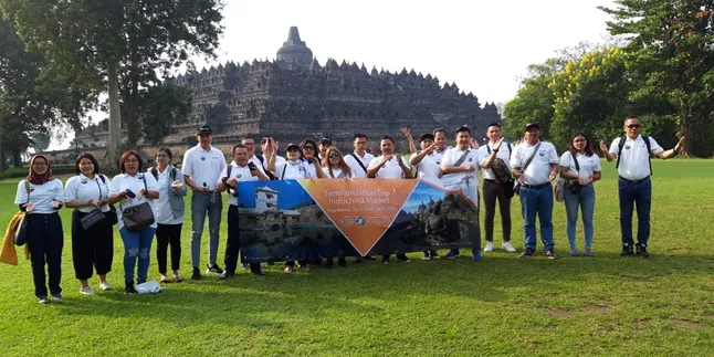 Eksplor Borobudur, Peserta Famtrip Indochina Pun Rasakan Sensasi Wisata Religi
