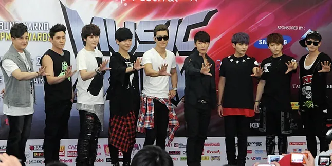 ELF Penuhi Venue Konser Super Junior Sejak Pagi