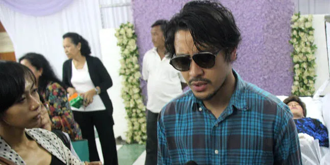 Ello Kerap Antar Diana Nasution Kemoterapi