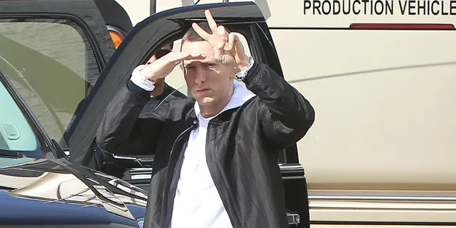 Eminem Lagi-Lagi Dicekal Gara-Gara....