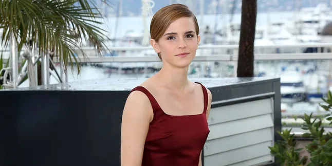 Emma Watson Memukau Publik Berlin Dalam Premiere 'NOAH'