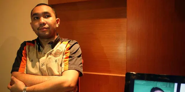 Enji Yakin Anaknya Akan Datang Sendiri Enji Yakin Anaknya Akan Datang Sendiri