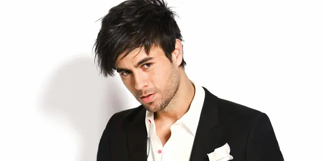 Enrique Iglesias Akan Menikah Minggu Depan Enrique Iglesias Akan Menikah Minggu Depan