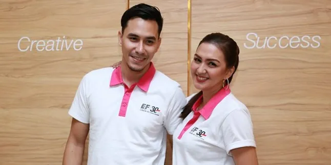 Era Globalisasi, Darius - Donna Ajari Anak Bahasa Inggris Era Globalisasi, Darius - Donna Ajari Anak Bahasa Inggris