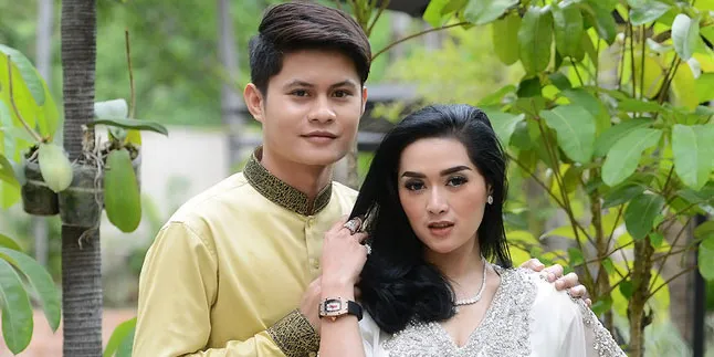Esal Revano Kesal Dituding Dekati Janda Demi Kekayaan Esal Revano Kesal Dituding Dekati Janda Demi Kekayaan