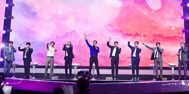 Super Junior's Online Fan Meeting Event, Excitingly Entertaining Fans for Over Three Hours!