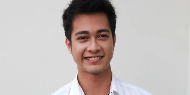 Eza Ditahan Tak Membuat Rating 'PUTIH ABU-ABU 2' Turun Eza Ditahan Tak Membuat Rating 'PUTIH ABU-ABU 2' Turun