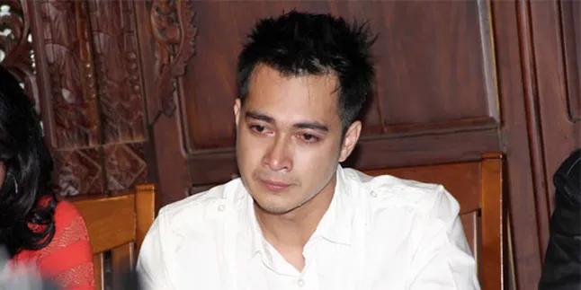 Eza Gionino Masuk Sel Jam 4 Sore Ini