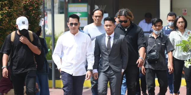 Eza Gionino Punya Bisnis Baru, Siapkan 'Warisan' untuk Anak-Anak