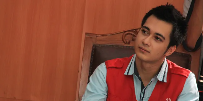 Eza Gionino: Saya Tidak Gila Ya!