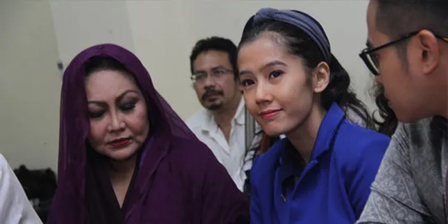 Eza Tak Ditahan, Ibu Ardina Rasti Merasa Polisi Tak Adil