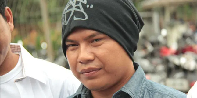 Faank Wali Band Cari Nafkah Sejak Usia Anak-Anak