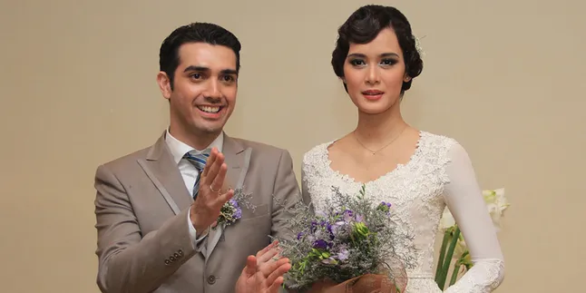 Fachri Albar - Renata Kusmanto Tak Tunda Momongan Fachri Albar - Renata Kusmanto Tak Tunda Momongan