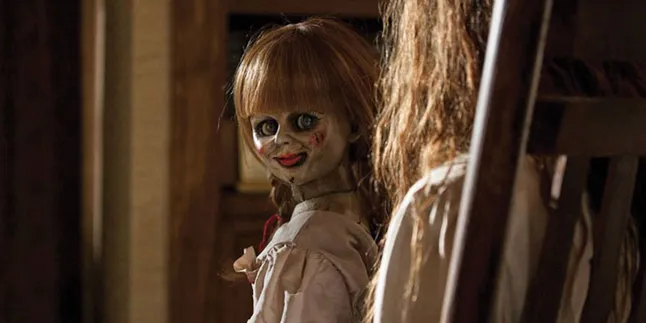 Fakta Mengerikan 'ANNABELLE' Ini Bisa Buatmu Merinding Fakta Mengerikan 'ANNABELLE' Ini Bisa Buatmu Merinding