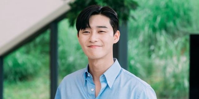 Unique Facts about Park Seo Joon, His Head Size is Smaller than the Shoes He Wears