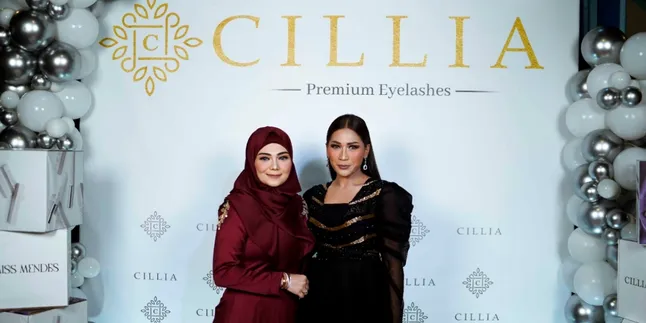Fakta Unik Tata Janeeta, Ternyata Harus Selalu Pakai Bulu Mata Saat Perform Fakta Unik Tata Janeeta, Ternyata Harus Selalu Pakai Bulu Mata Saat Perform