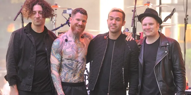 Fall Out Boy Tunda Perilisan Album 'MANIA', Apa Alasannya?