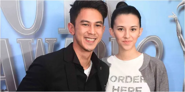 Fandy Christian Diduga Ngevape di Dalam Pesawat, Ini Kronologinya