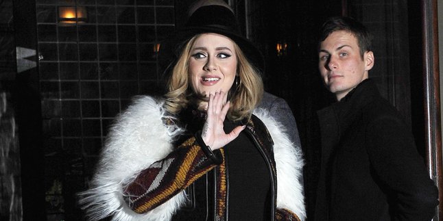 Fans Adele Emosi Karena Uang Tiket Belum Dikembalikan