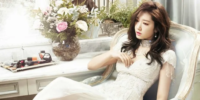 Fans Berikan Nasihat Cinta, Park Shin Hye Sedang Dilanda Galau? Fans Berikan Nasihat Cinta, Park Shin Hye Sedang Dilanda Galau?