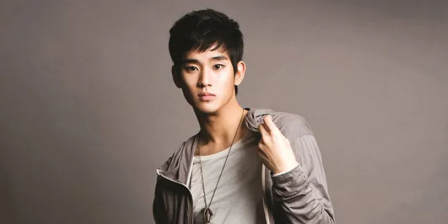 Fans China Berikut Operasi Wajahnya Agar Mirip Kim Soo Hyun