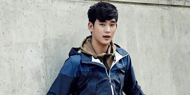 Fans Membludak, Kim Soo Hyun Dijaga 150 Bodyguard Fans Membludak, Kim Soo Hyun Dijaga 150 Bodyguard