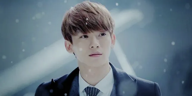 Fans Satu Stadion Nyanyi Soundtrack 'DOTS' Duet Bareng Chen EXO Fans Satu Stadion Nyanyi Soundtrack 'DOTS' Duet Bareng Chen EXO