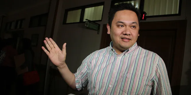 Farhat Abbas Ajak Jokowi dan Prabowo Damai Lewat Lagu