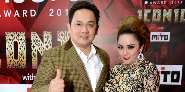 Farhat Abbas dan Regina Segera Menikah Farhat Abbas dan Regina Segera Menikah