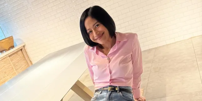 Farida Nurhan Leaves YouTube Account, Bids Farewell After Nearly A Decade of Work