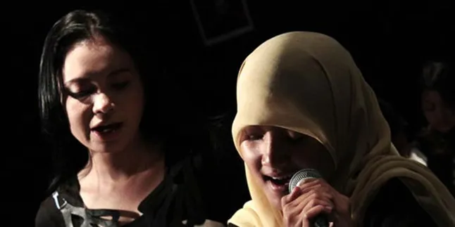 Fatin Shidqia Lubis Senang Dengan Fans di Twitternya