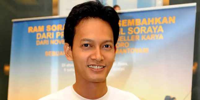 Fedi Nuril Optimis Kepemimpinan Jokowi