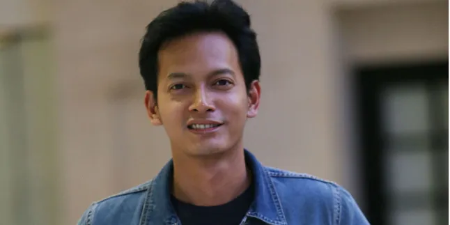 Fedi Nuril Penasaran Dengan Keindahan Danau Toba