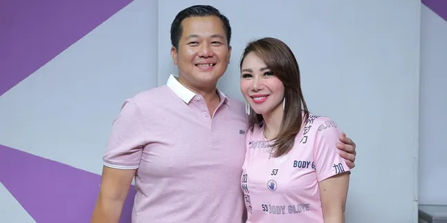 Femmy Permatasari Pamerkan Cincin Pernikahan Diamond, Sama dengan Milik Lady Diana