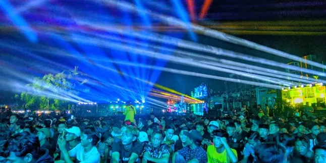 Fenomena 'Auroreg', Ketika Sound Horeg Menyulap Langit Jadi 'Aurora Lokal'