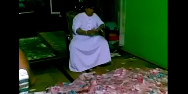 Fenomena Unik, Benarkah Pria Ini Bisa Menggandakan Uang?