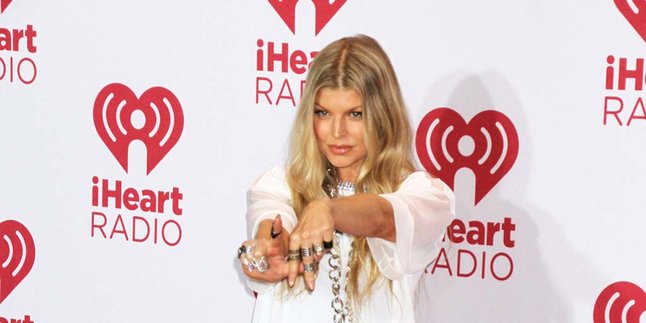 Fergie Delapan Tahun Single Terus, Tahun Depan Album!