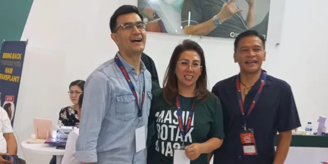 Festival 'Pesta Warga' Berlangsung Meriah, Dihadiri oleh Donny Damara dan Shandy Sjariff Festival 'Pesta Warga' Berlangsung Meriah, Dihadiri oleh Donny Damara dan Shandy Sjariff